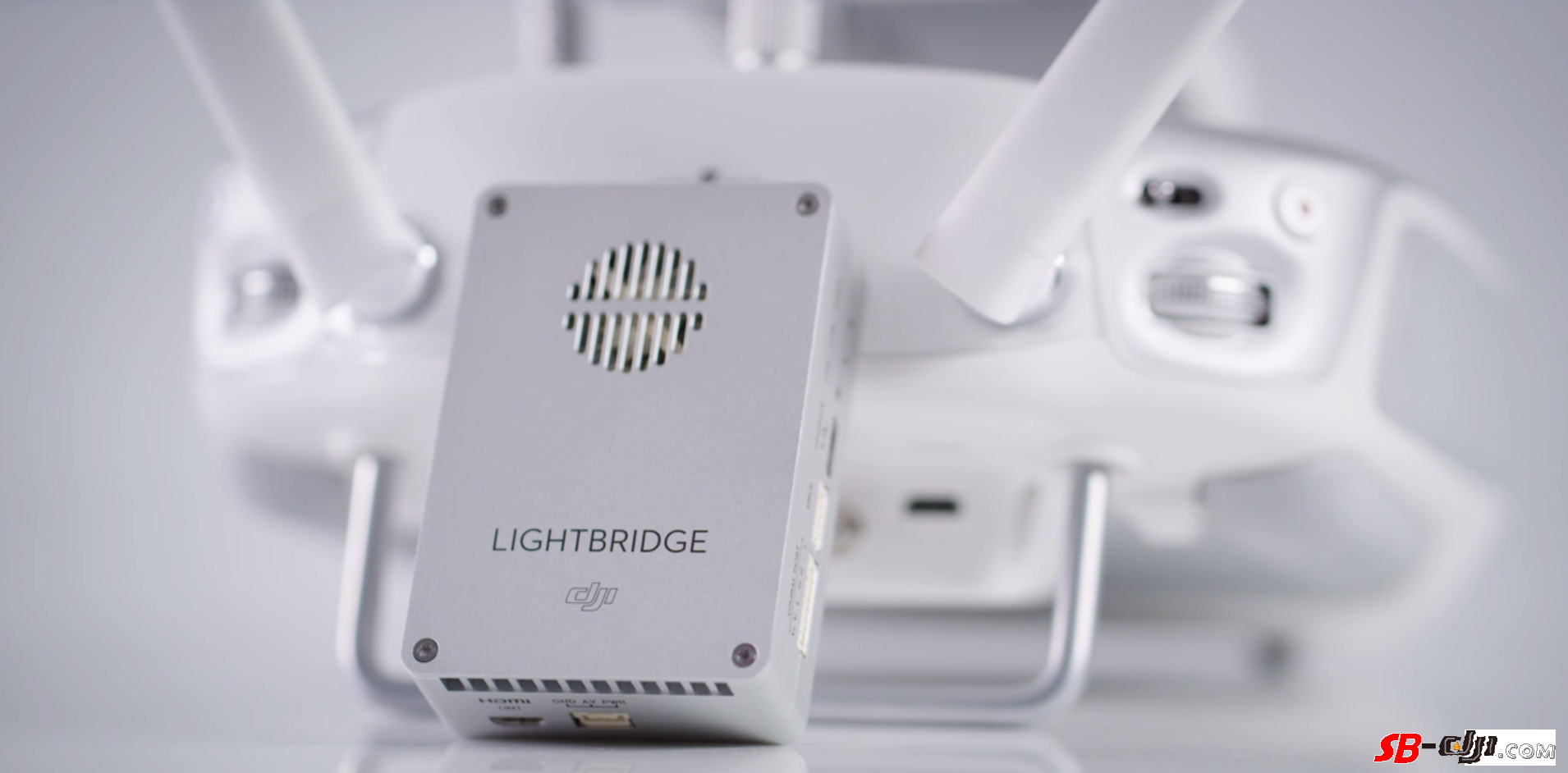 大疆创新发布LIGHTBRIDGE 2新固件