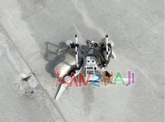 DJI 精灵3无人机运毒 在墨西哥边境附近屋顶坠毁