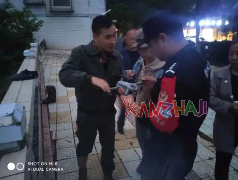 男子操作不当无人机掉入河中 衡阳县巡特警成功打捞