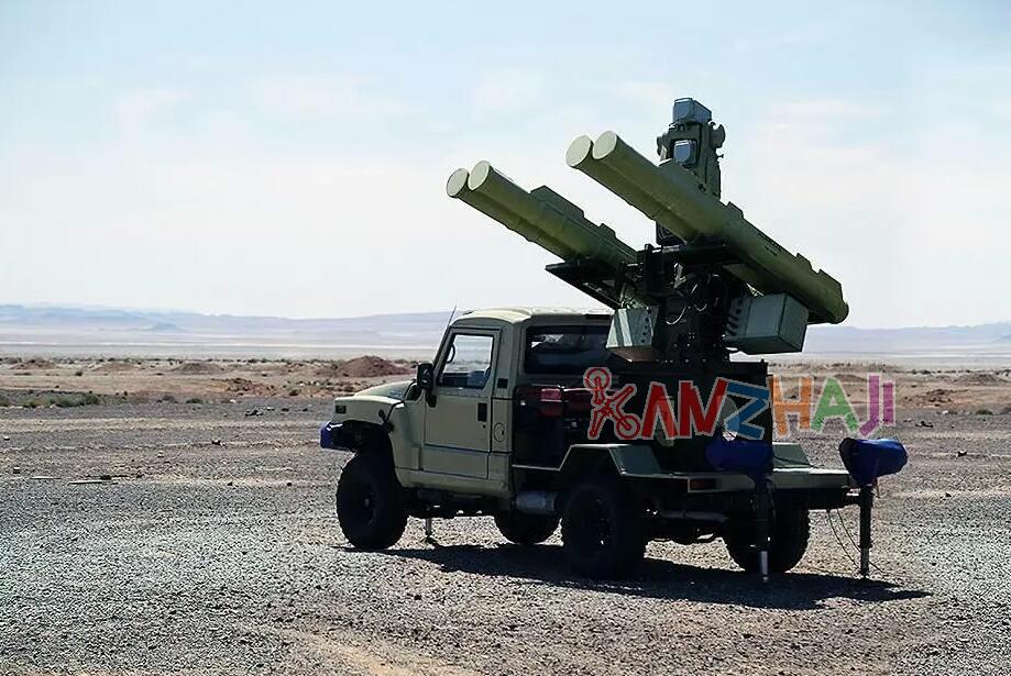伊朗在“军队-2022”论坛期间展出反无人机防空系统