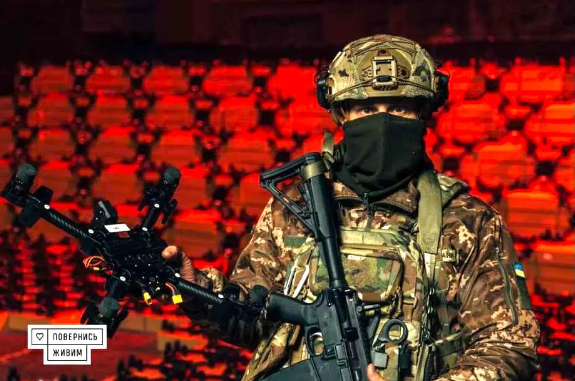 乌克兰军队将从“Come Back Alive”基金会接收3000架FPV无人机