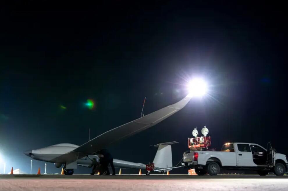 美国空军服役80小时航程的Ultra LEAP无人机
